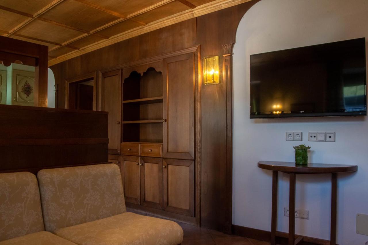 Apartments Ciasa Colz La Villa  Εξωτερικό φωτογραφία